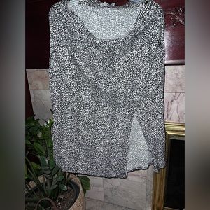 Hollister midi skirt with slit